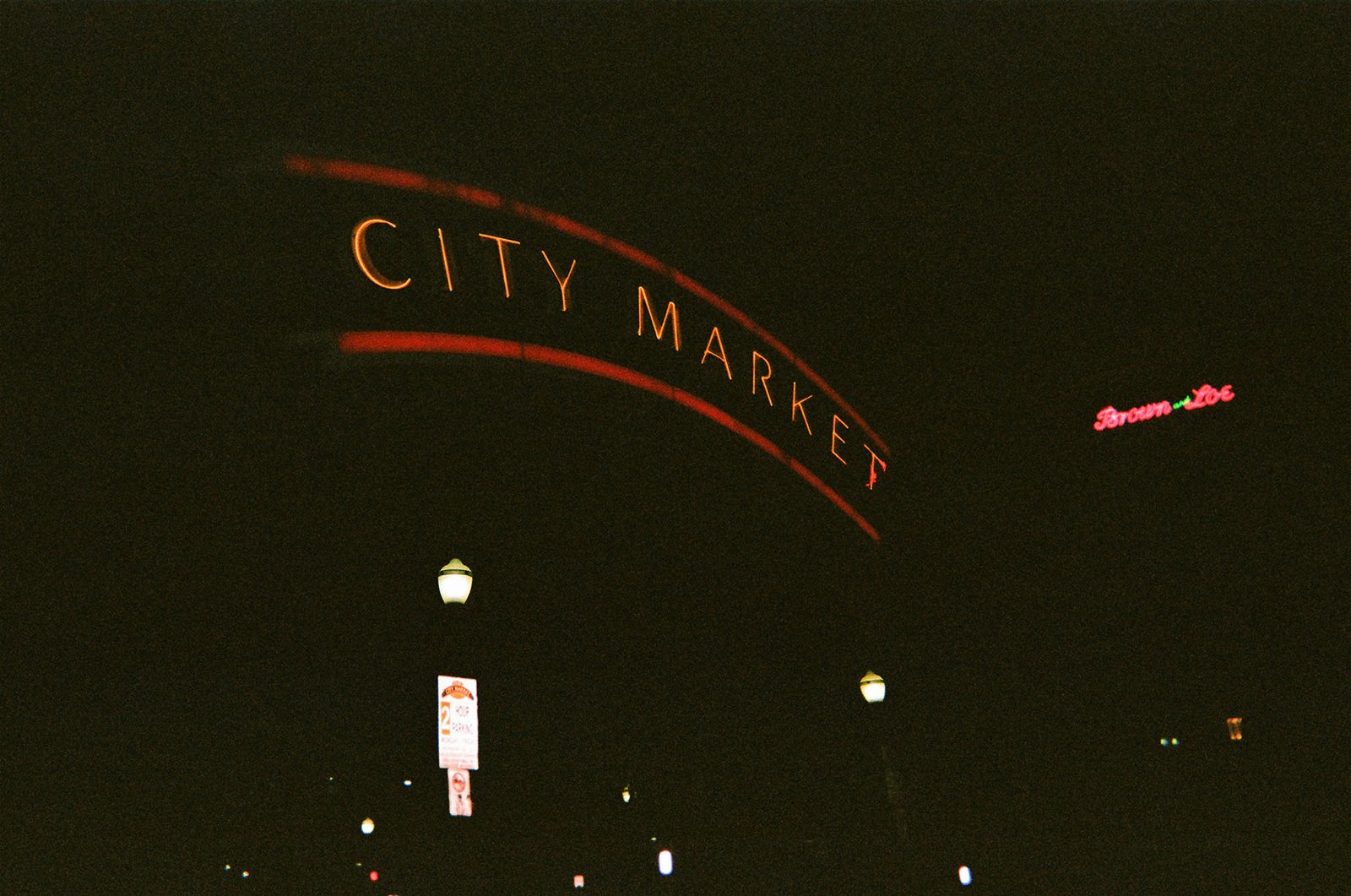 city-market-night-kansascity